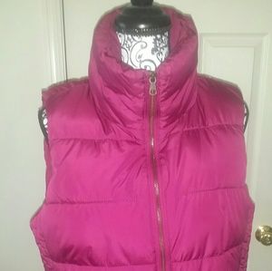 Old Navy Vest N/W/O/T